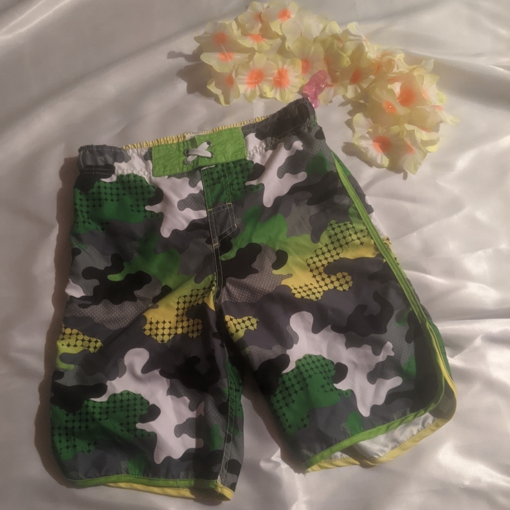 Boys Cherokee swim trunks size 12-14